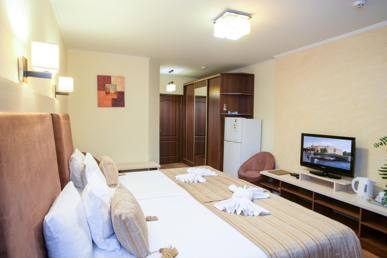 7 Sky Hotel Klinicheskaya Street Kiev Exterior foto