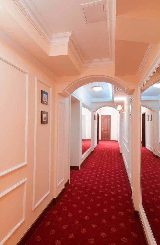 7 Sky Hotel Klinicheskaya Street Kiev Exterior foto