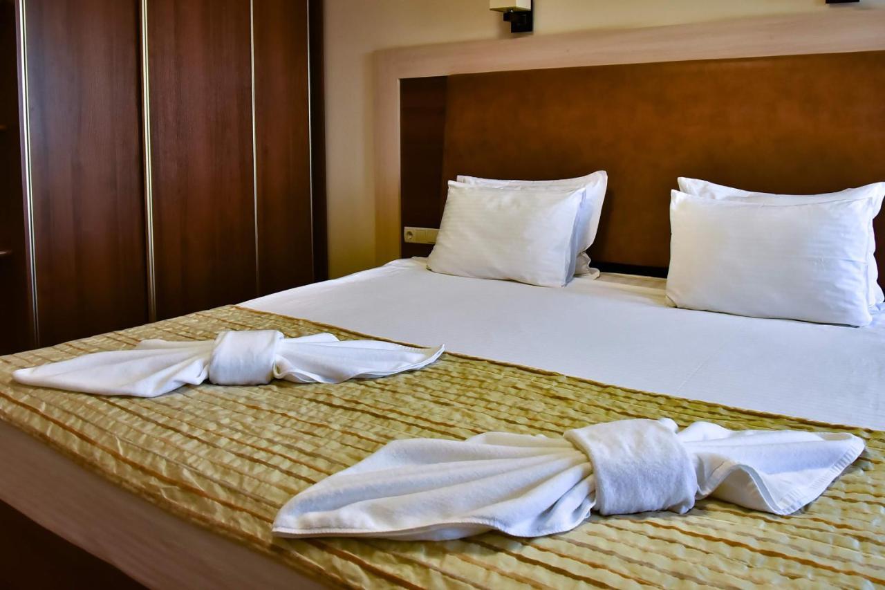 7 Sky Hotel Klinicheskaya Street Kiev Exterior foto